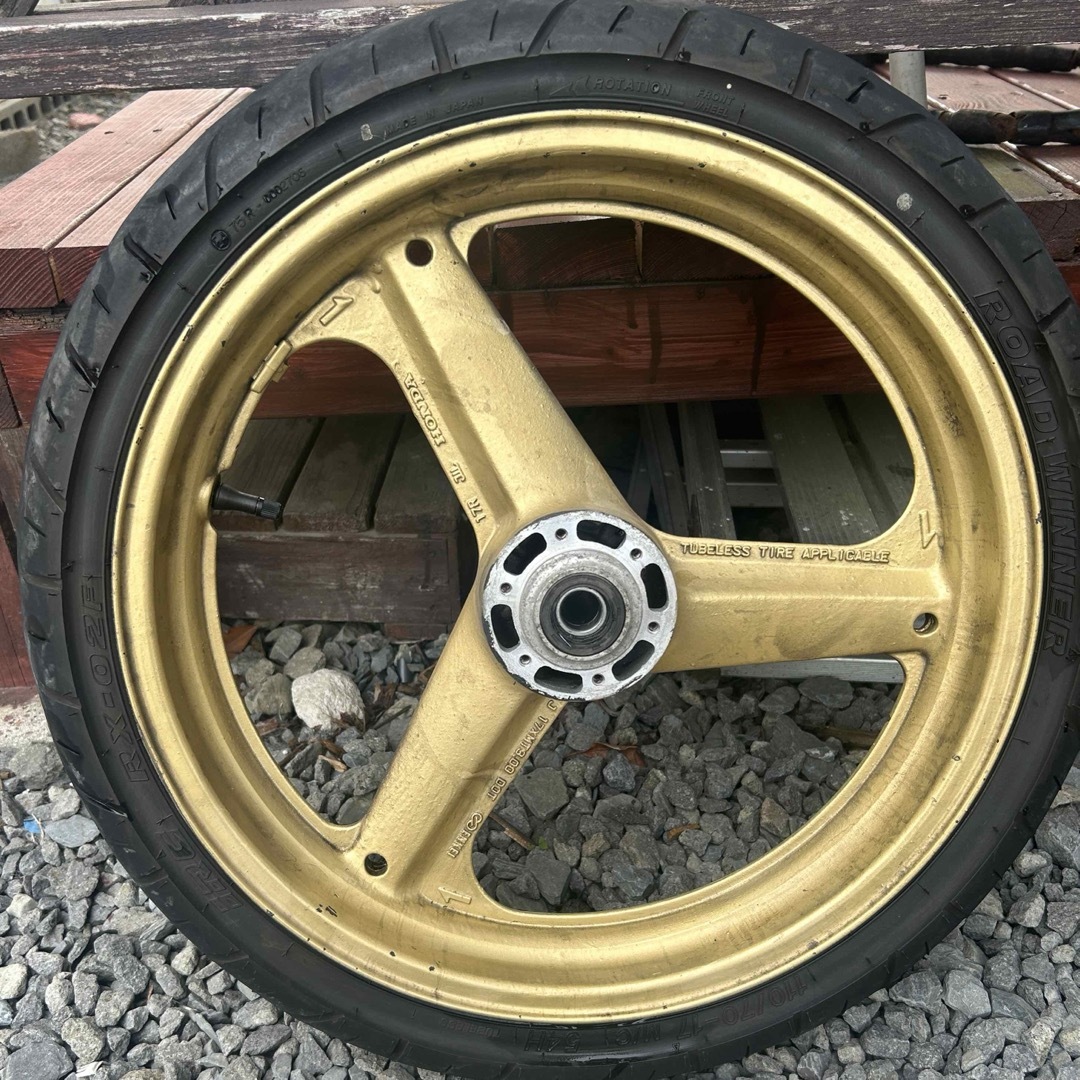 cb400sf nc31 前後ホイールセットの通販 by Yuki's shop|ラクマ cb400sf nc31 前後ホイールセットの通販 by Yuki's shop|ラクマ