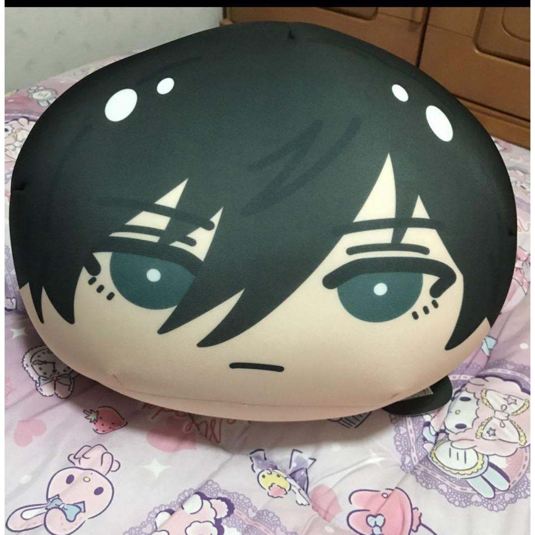 糸師 凛 おまんじゅうくっしょん エンタメ/ホビーのおもちゃ/ぬいぐるみ(キャラクターグッズ)の商品写真