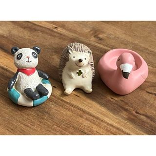 【新品】プールで遊ぶパンダちゃんとハリネズミセット(置物)