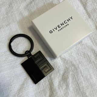 GIVENCHY(キーホルダー)のフリマアイテム一覧 GIVENCHY(キーホルダー)のフリマアイテム一覧