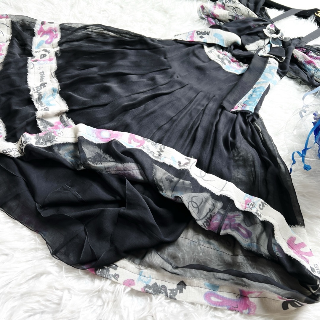 美品 CHANEL シャネル オールシルク ブローチ付 グラフィック 美品 CHANEL シャネル オールシルク ブローチ付 グラフィック