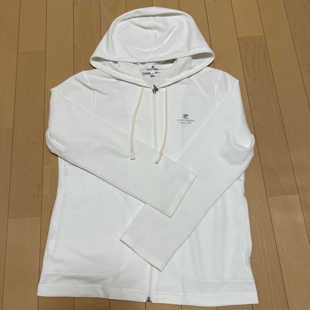 Courreges - クレージュ パーカー サイズ38の通販 by ちーちゃん Courreges - クレージュ パーカー サイズ38の通販 by ちーちゃん