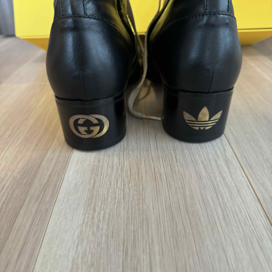 GUCCI - 未使用 GUCCI adidas コラボ ブーツ 大人気カラー GUCCI - 未使用 GUCCI adidas コラボ ブーツ 大人気カラー