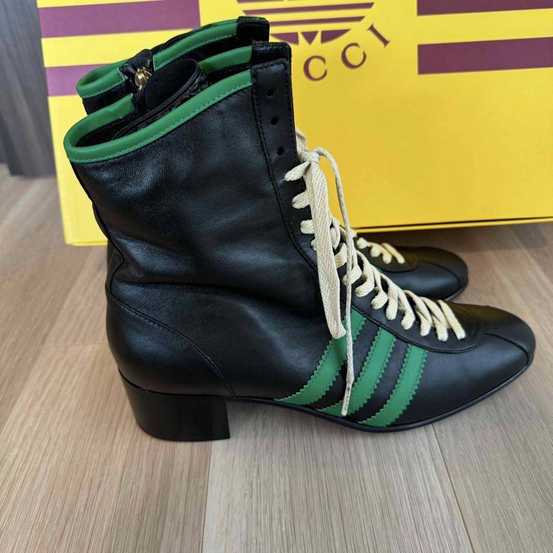 GUCCI - 未使用 GUCCI adidas コラボ ブーツ 大人気カラー GUCCI - 未使用 GUCCI adidas コラボ ブーツ 大人気カラー