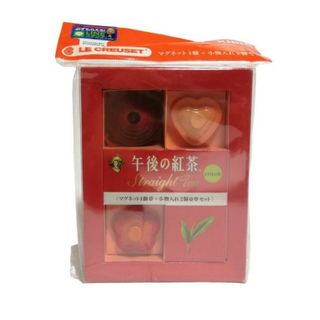 ルクルーゼ(LE CREUSET)の未使用 ルクルーゼ マグネット 午後の紅茶 キッチン小物 雑貨 3個セット(その他)