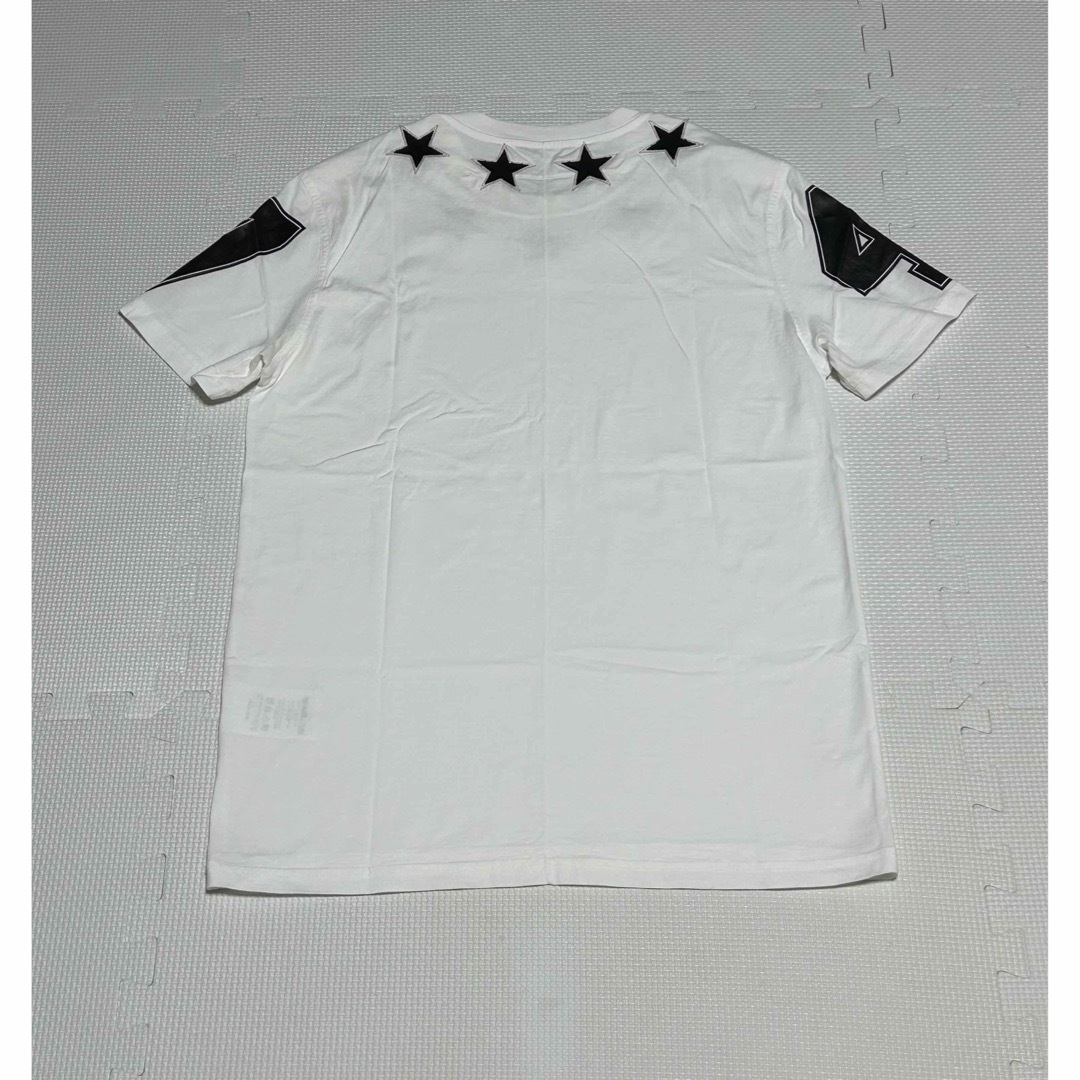 GIVENCHY - GIVENCHY ジバンシィ Tシャツ M 星 星柄 ホワイト 白 GIVENCHY - GIVENCHY ジバンシィ Tシャツ M 星 星柄 ホワイト 白
