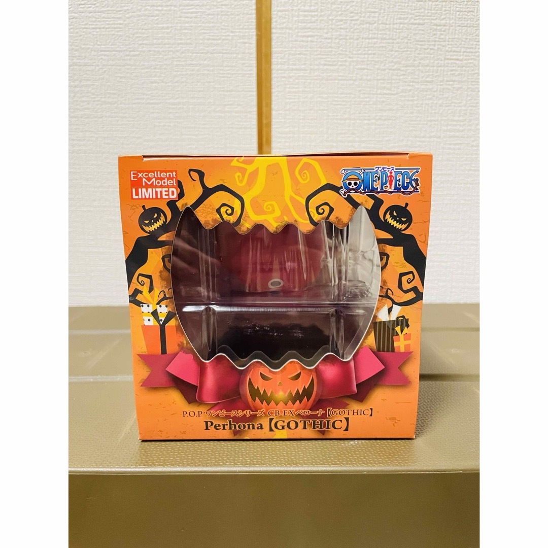 ペローナ pop Gothic cb 幼少 フィギュア 輸送箱 カード付き ペローナ pop Gothic cb 幼少 フィギュア 輸送箱 カード付き