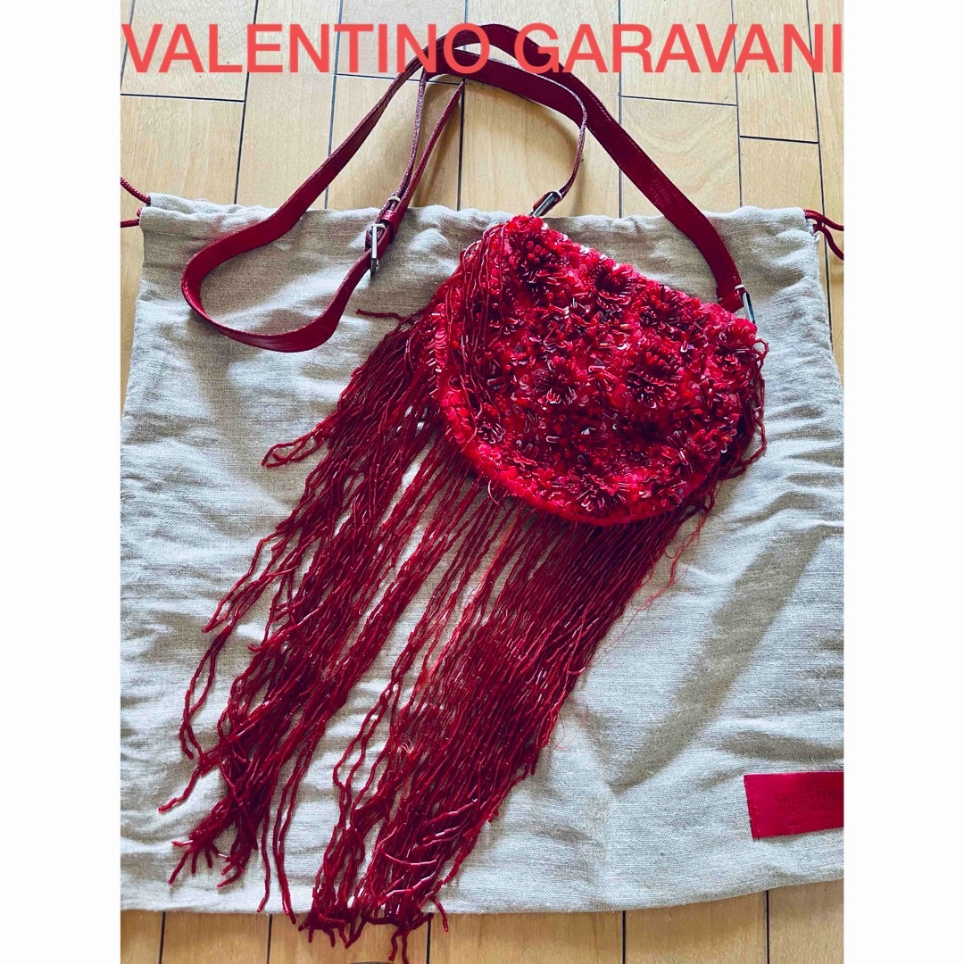 VALENTINO GARAVANI パーティバッグ ビーズ レッド VALENTINO GARAVANI パーティバッグ ビーズ レッド