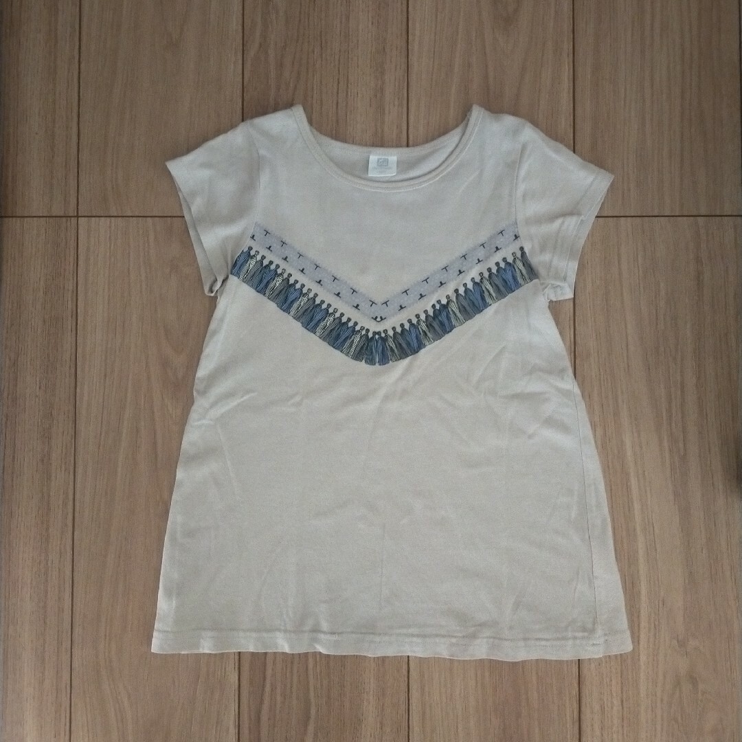 Tシャツ 120 キッズ/ベビー/マタニティのキッズ服女の子用(90cm~)(Tシャツ/カットソー)の商品写真