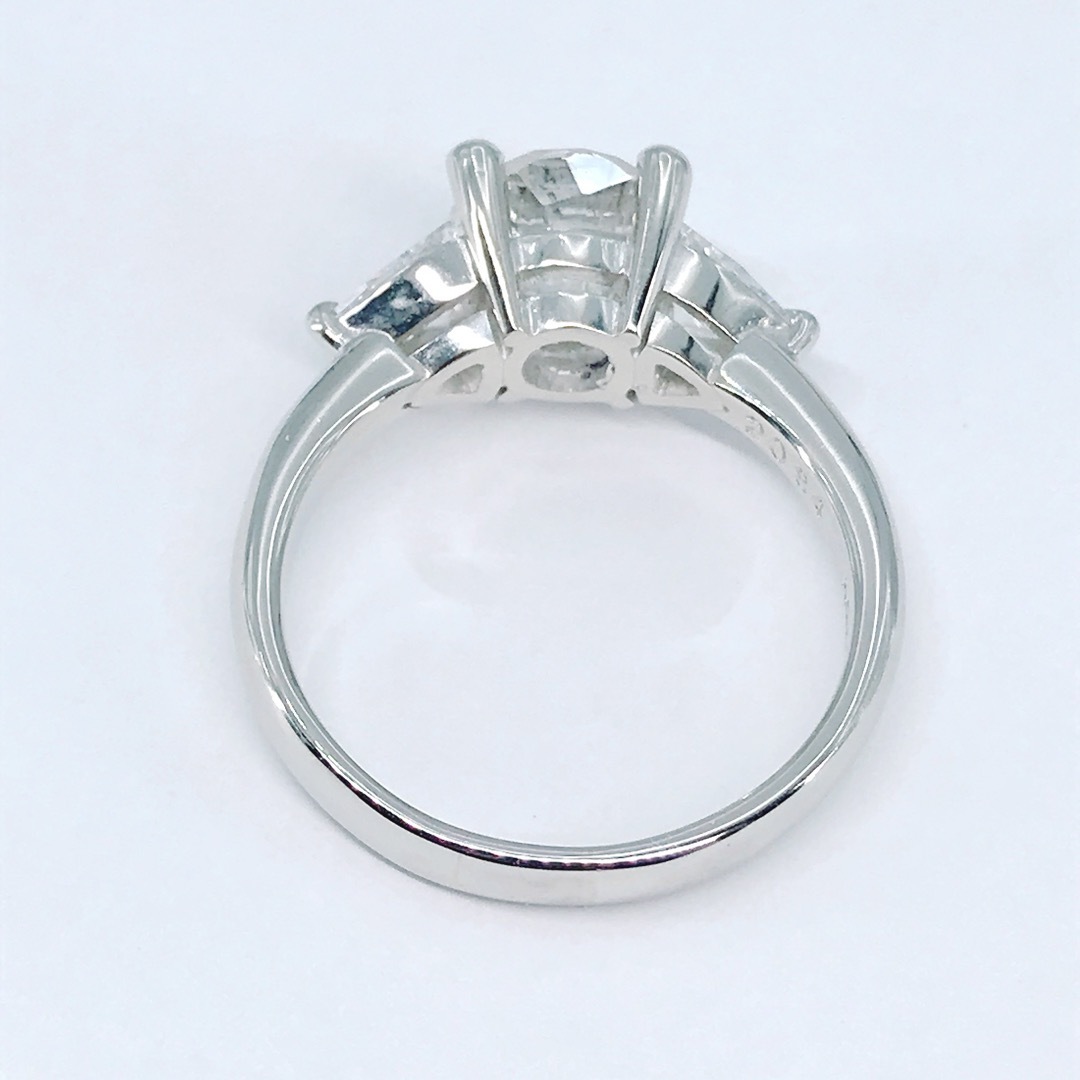 計2.67ct 大粒 ダイヤモンドリング PT900 ダイヤ 2ctアップ 希少 計2.67ct 大粒 ダイヤモンドリング PT900 ダイヤ 2ctアップ 希少