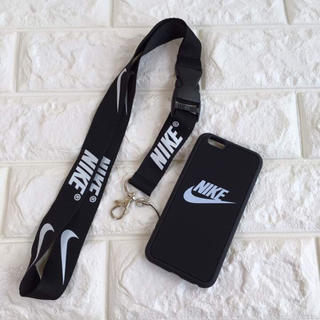 Nike 新品 Nike Iphoneケース ネックストラップセット ブラック の通販 ラクマ