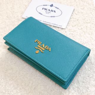PRADA(ブルー・ネイビー/青色系)のフリマアイテム一覧 PRADA(ブルー・ネイビー/青色系)のフリマアイテム一覧