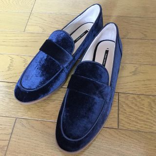 ザラ(ZARA)のZARA ベルベットモカシン(スリッポン/モカシン)