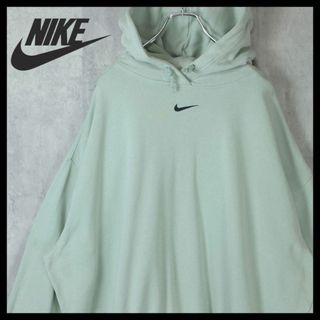 【超希少】NIKE×レイカーズ プルオーバーパーカー センター刺繍ロゴ Lサイズ 【超希少】NIKE×レイカーズ プルオーバーパーカー センター刺繍ロゴ Lサイズ