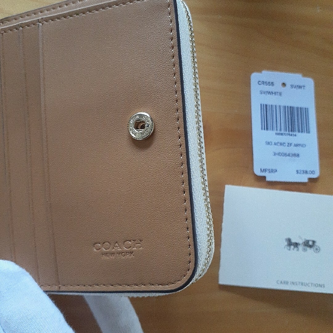 COACH コーチ 花柄 フラワープリント 折り財布 COACH コーチ 花柄 フラワープリント 折り財布