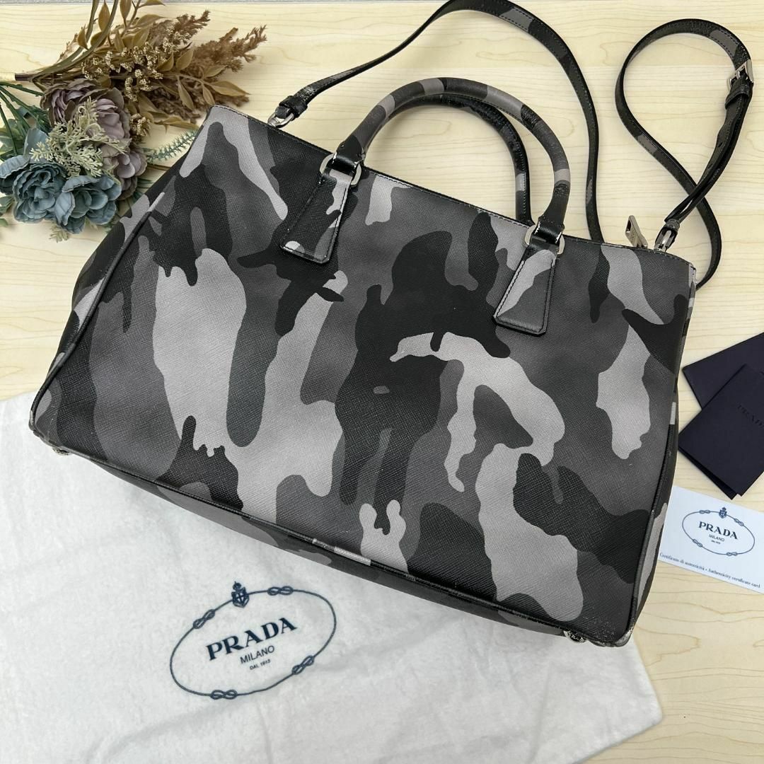 PRADA プラダ ガレリア サフィアーノレザー 迷彩 グレー トート PRADA プラダ ガレリア サフィアーノレザー 迷彩 グレー トート