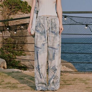 sacai(カジュアルパンツ)のフリマアイテム一覧 sacai(カジュアルパンツ)のフリマアイテム一覧