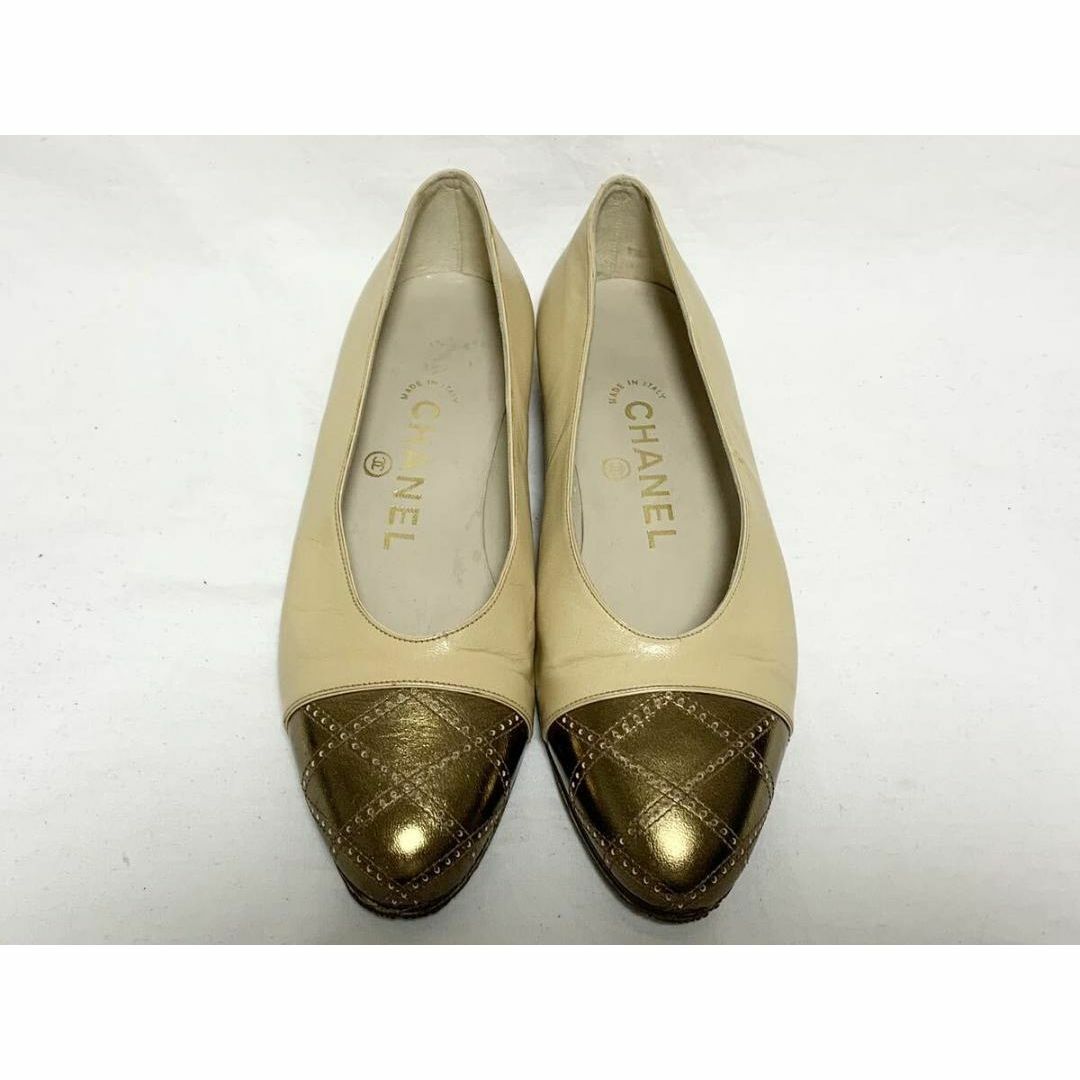 CHANEL - 希少 美品 シャネル マトラッセ柄 レザー フラット CHANEL - 希少 美品 シャネル マトラッセ柄 レザー フラット