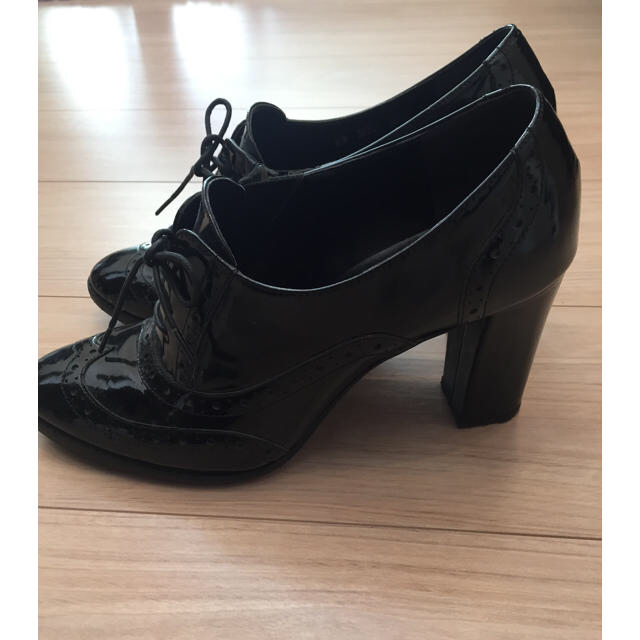 DIANA(ダイアナ)のダイアナ(エナメル)黒シューズ レディースの靴/シューズ(ローファー/革靴)の商品写真