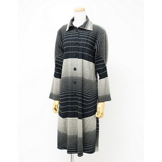PLEATS PLEASE ISSEY MIYAKE(ロングコート)のフリマアイテム一覧 PLEATS PLEASE ISSEY MIYAKE(ロングコート)のフリマアイテム一覧