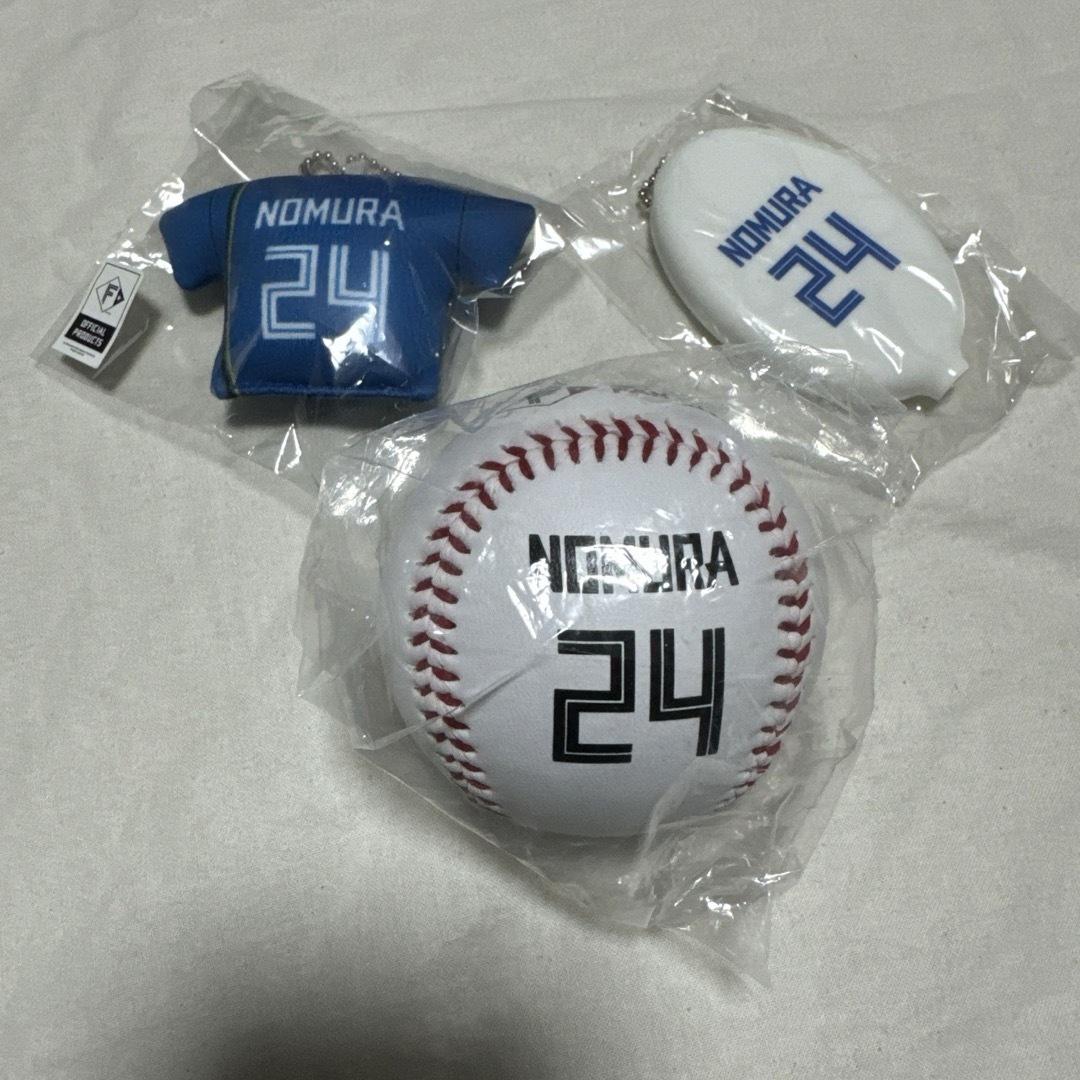 北海道日本ハムファイターズ(ホッカイドウニホンハムファイターズ)の日本ハム 野村選手 グッズ スポーツ/アウトドアの野球(記念品/関連グッズ)の商品写真