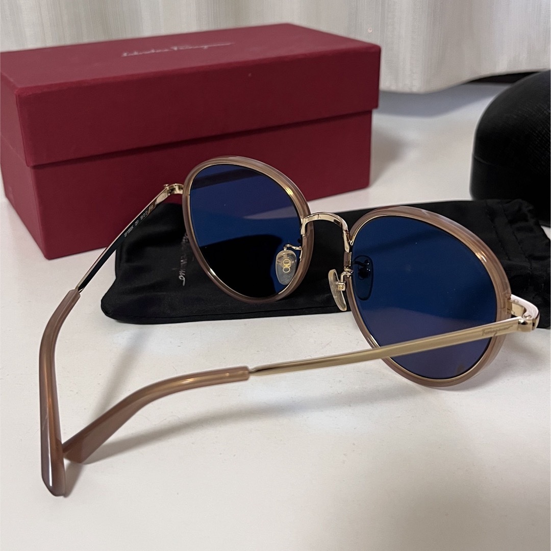 ケース付き】【Ferragamo /フェラガモ】サングラス ケース付き】【Ferragamo /フェラガモ】サングラス