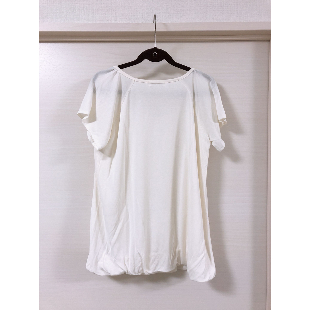 a.v.v(アーヴェヴェ)のa.v.v アーヴェヴェ 裾バルーンカットソー レディースのトップス(カットソー(半袖/袖なし))の商品写真