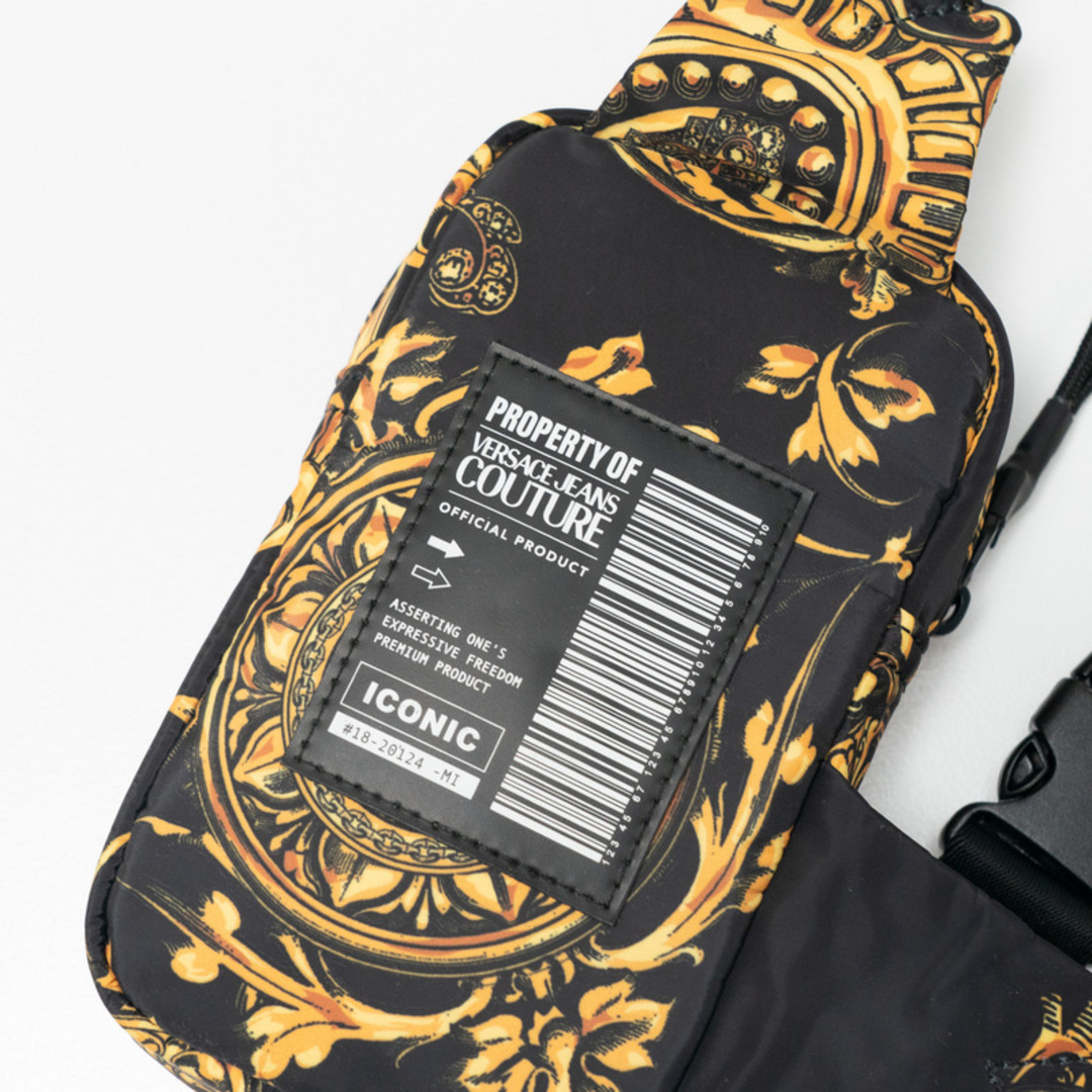 VERSACE(ヴェルサーチ)の■美品■Versace Jeans ヴェルサーチ・ジーンズ RANGE LOGO TYPE SKETCH 11 ボディバッグ VERSACE JEANS COUTURE ショルダーバッグ ロゴ ブランド古着【中古】20240429/GP8277 メンズのバッグ(ボディーバッグ)の商品写真