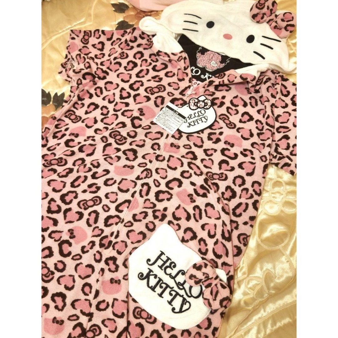 サンリオ - ♡ハローキティ ピンクヒョウ柄 コンビネゾン 早い者 サンリオ - ♡ハローキティ ピンクヒョウ柄 コンビネゾン 早い者