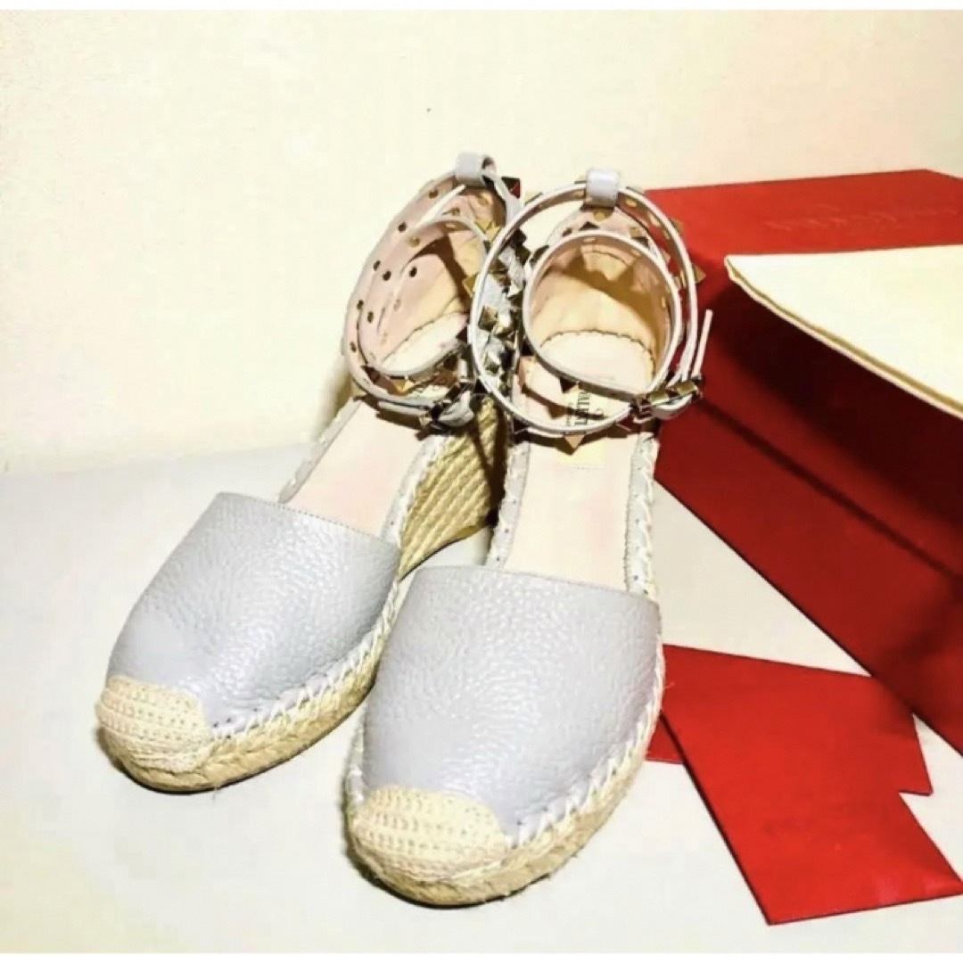 valentino garavani - 【新品 未使用】ヴァレンティノ ロック valentino garavani - 【新品 未使用】ヴァレンティノ ロック