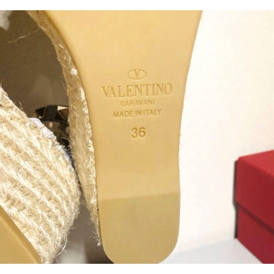 valentino garavani - 【新品 未使用】ヴァレンティノ ロック valentino garavani - 【新品 未使用】ヴァレンティノ ロック