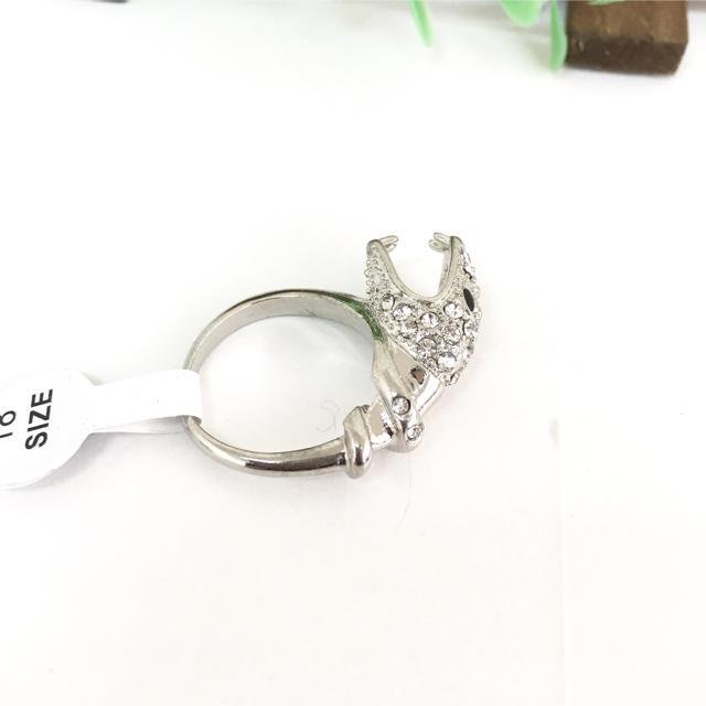 コブラ指輪シルバー/18号 レディースのアクセサリー(リング(指輪))の商品写真