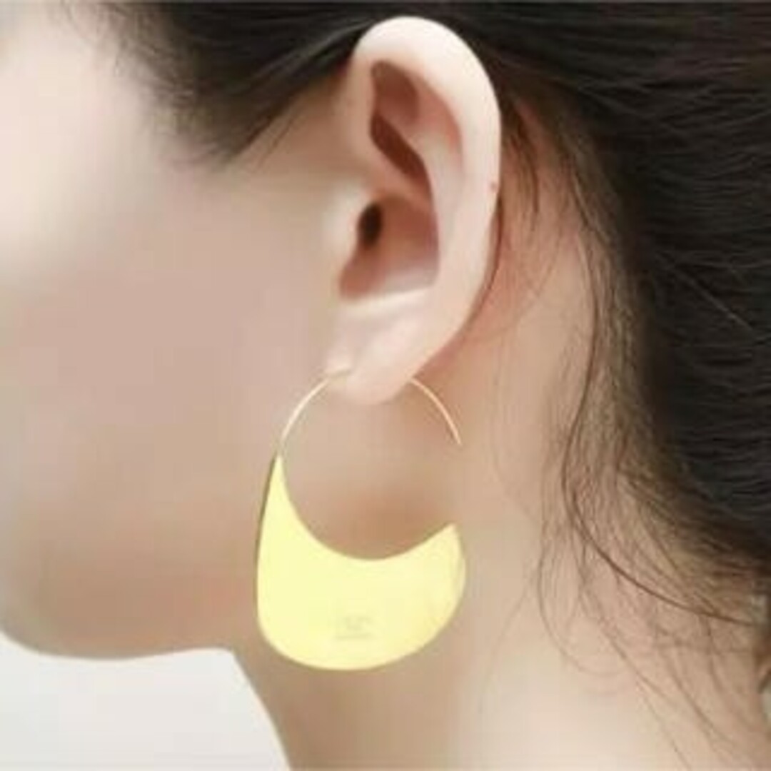 CELINE - セリーヌ ピアス Large Hoopsの通販 by fufumin's shop CELINE - セリーヌ ピアス Large Hoopsの通販 by fufumin's shop