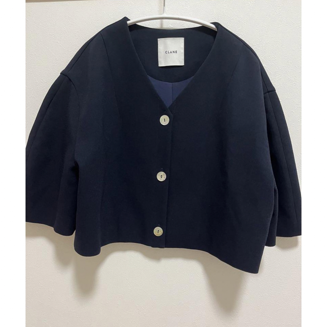CLANE - CLANE V NECK COCOON SHORT JACKETの通販 by たくあん's CLANE - CLANE V NECK COCOON SHORT JACKETの通販 by たくあん's