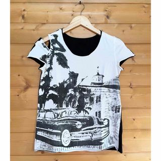 T.S COLLECTION インポート海外 ショルダースリット アートTシャツ(Tシャツ(半袖/袖なし))