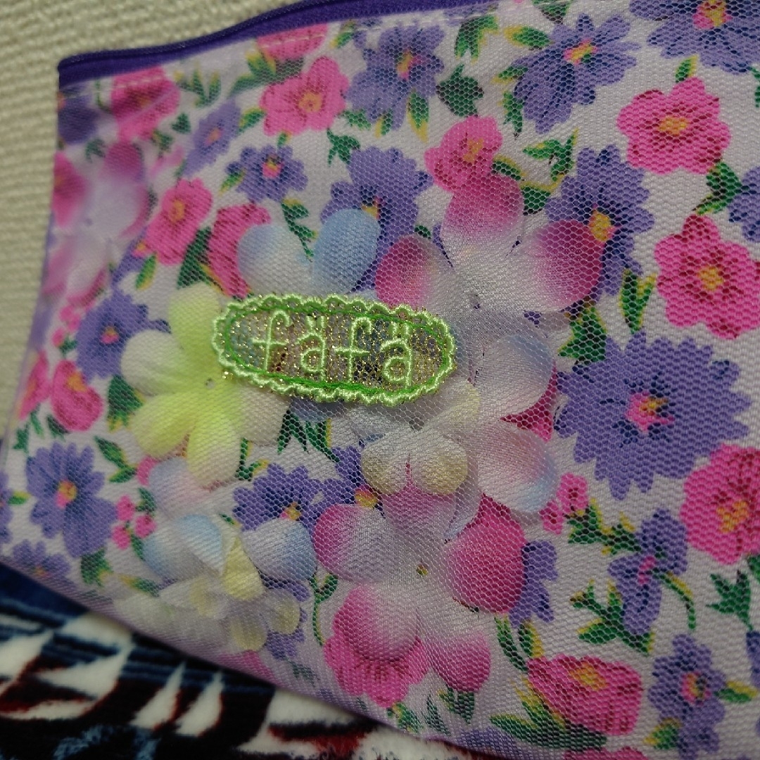 fafa - ☆未使用品☆ fafa ポーチの通販 by YUKI's shop fafa - ☆未使用品☆ fafa ポーチの通販 by YUKI's shop