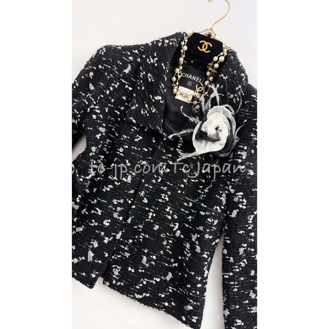 CHANEL - シャネル ジャケット CHANEL ブラック ホワイト ウール CHANEL - シャネル ジャケット CHANEL ブラック ホワイト ウール