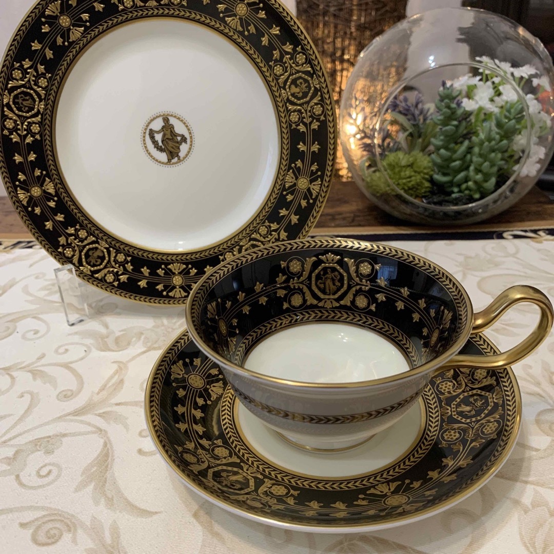 WEDGWOOD - 【専用おまとめ】黒壺美品 ウェッジウッド WEDGWOOD - 【専用おまとめ】黒壺美品 ウェッジウッド