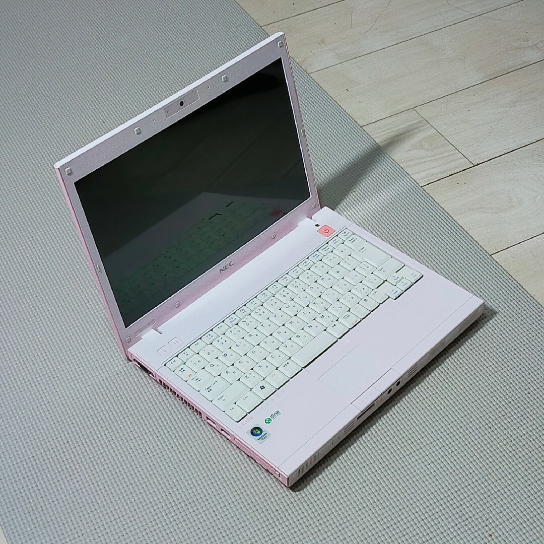 NEC - ☆人気のLaVie☆可愛いピンクの小型デザインノート☆新品 NEC - ☆人気のLaVie☆可愛いピンクの小型デザインノート☆新品