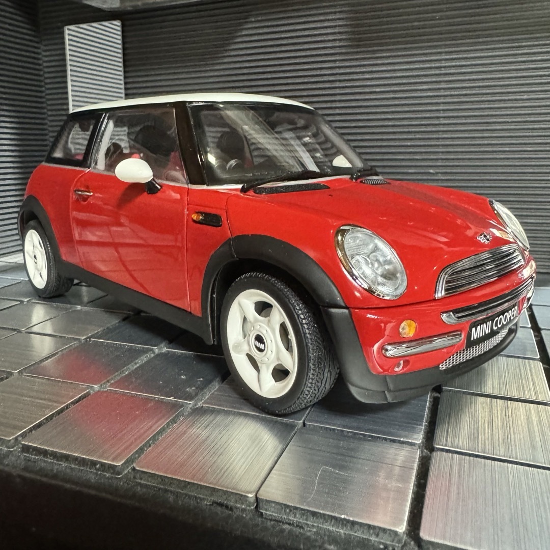 絶版未展示品 京商 1/18 MINI ミニ クーパー レッドの通販 by 絶版未展示品 京商 1/18 MINI ミニ クーパー レッドの通販 by
