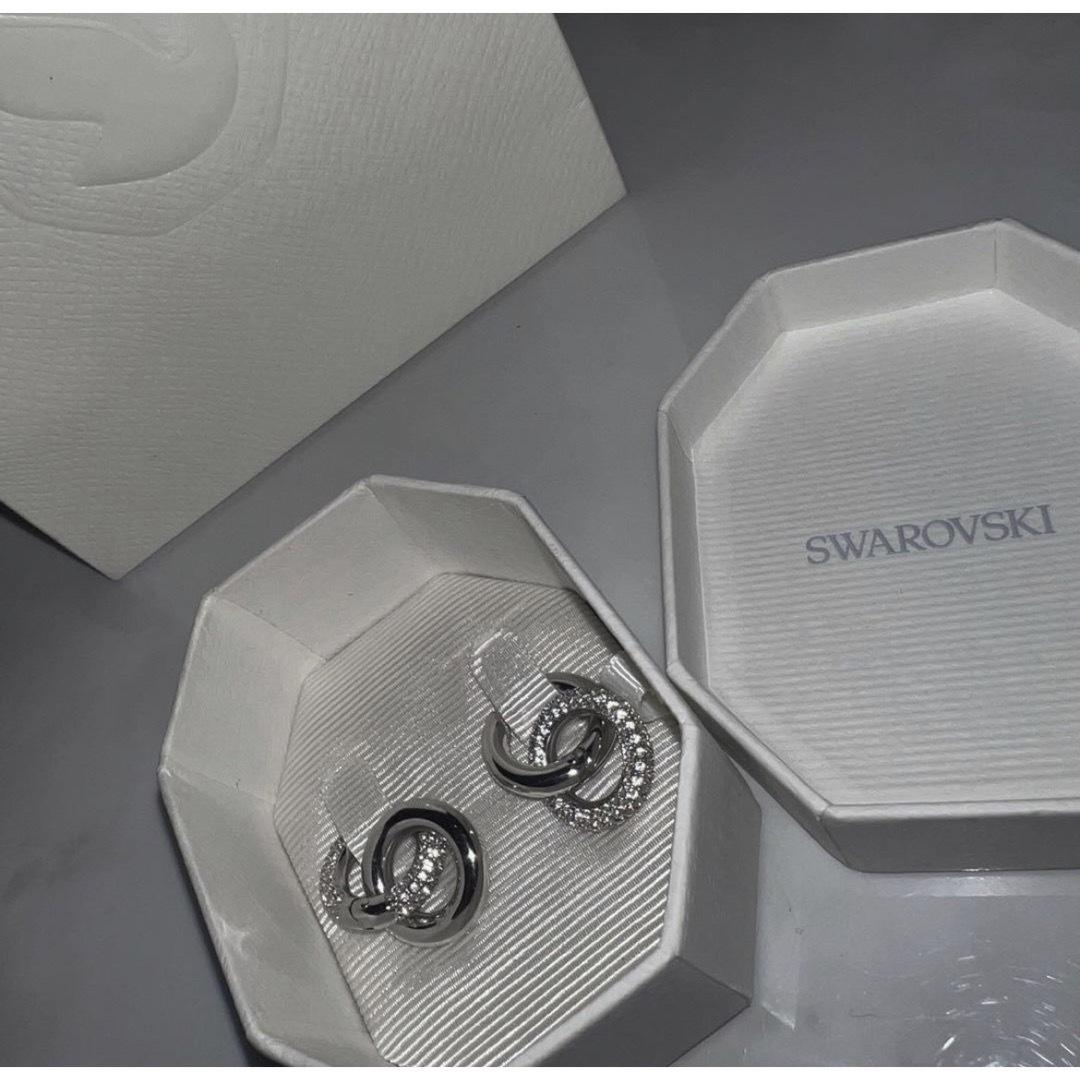 SWAROVSKI - 川村壱馬着用 スワロフスキー Dexteraピアスの通販 SWAROVSKI - 川村壱馬着用 スワロフスキー Dexteraピアスの通販