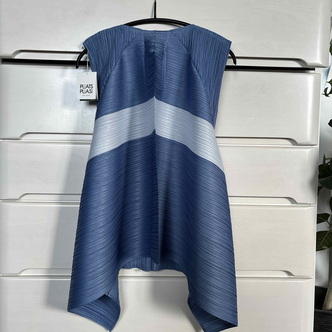 PLEATS PLEASE ISSEY MIYAKE - プリーツプリーズ ❣️オシャレ PLEATS PLEASE ISSEY MIYAKE - プリーツプリーズ ❣️オシャレ