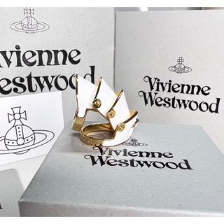 Vivienne Westwood(ゴールド/金色系)のフリマアイテム一覧 Vivienne Westwood(ゴールド/金色系)のフリマアイテム一覧