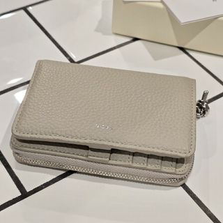 VASIC(財布)のフリマアイテム一覧 VASIC(財布)のフリマアイテム一覧