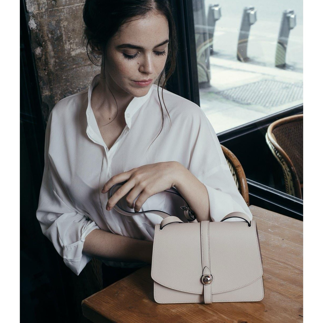 MOYNAT - 極美品 MOYNAT モワナ マドレーヌ エトープ バッグ MOYNAT - 極美品 MOYNAT モワナ マドレーヌ エトープ バッグ