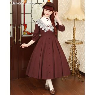 Innocent World レース襟付きブラウンロングワンピース|長袖 Innocent World レース襟付きブラウンロングワンピース|長袖