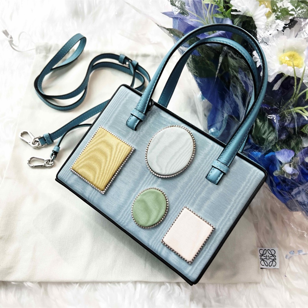 美品 LOEWE ロエベ ポスタル ブルー ショルダー バッグ バニティ 美品 LOEWE ロエベ ポスタル ブルー ショルダー バッグ バニティ