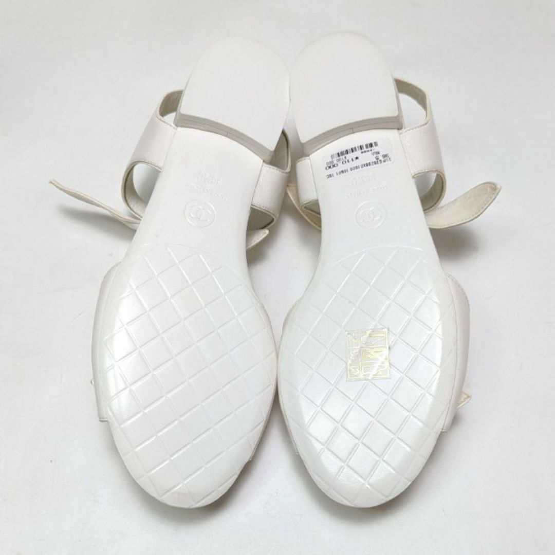 未使用さん♥CHANELシャネル リボンサンダル 36.5C ホワイト 未使用さん♥CHANELシャネル リボンサンダル 36.5C ホワイト
