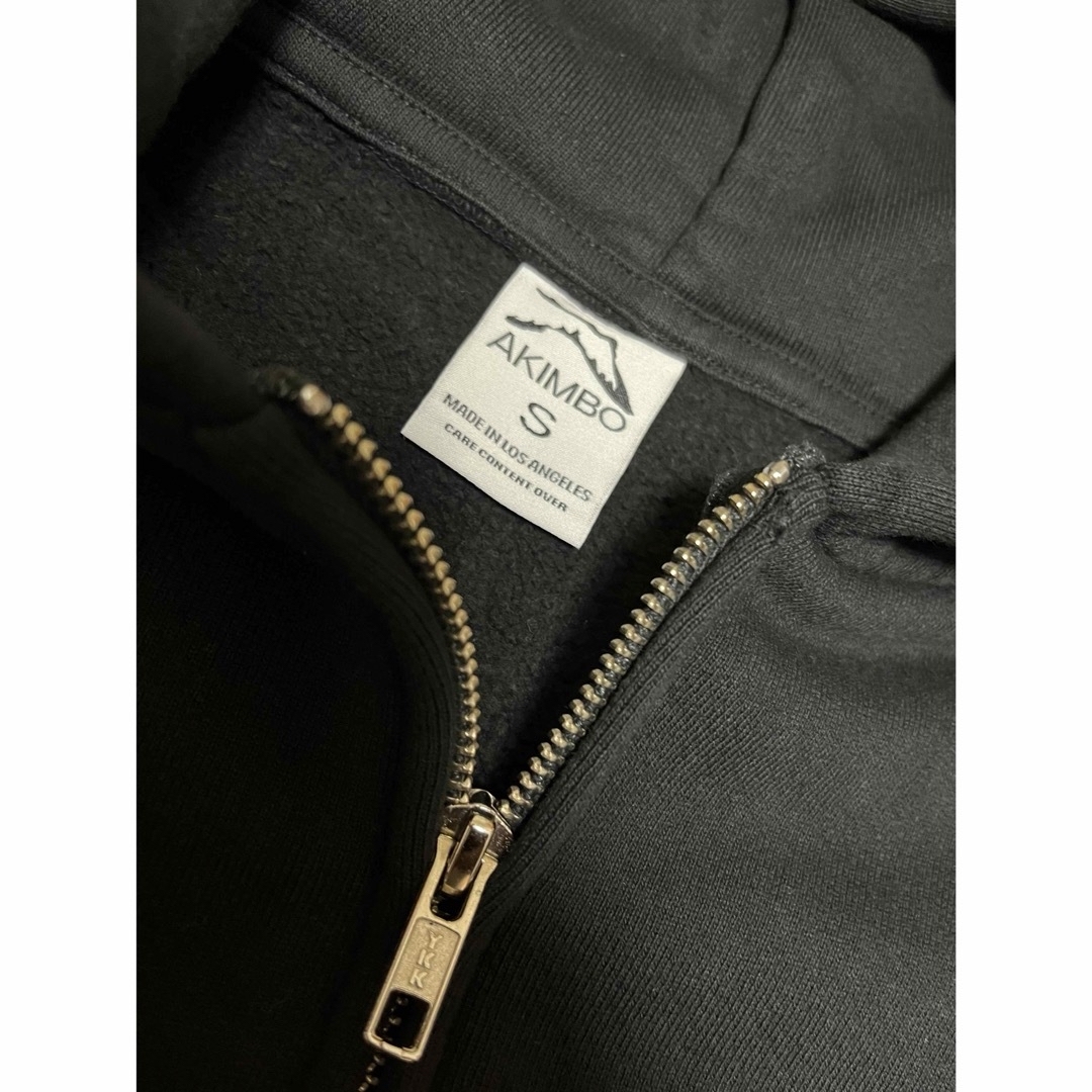 akimbo club AKIMBO ZIP-UP HOODIE akimbo club AKIMBO ZIP-UP HOODIE