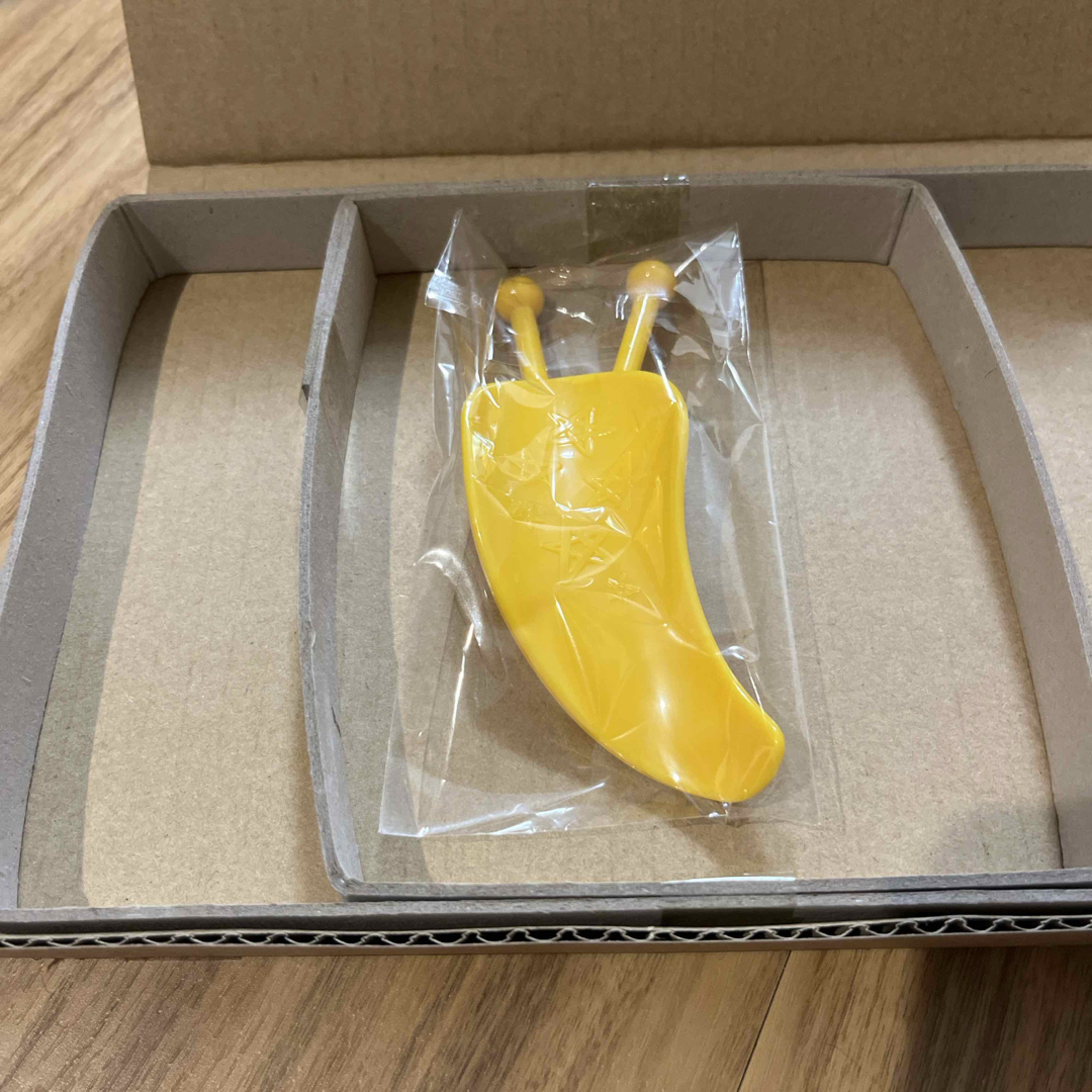 小田切ヒロ監修 Piro's小顔かっさ 衝撃的3D こんな形見たことない! コスメ/美容のスキンケア/基礎化粧品(フェイスローラー/小物)の商品写真